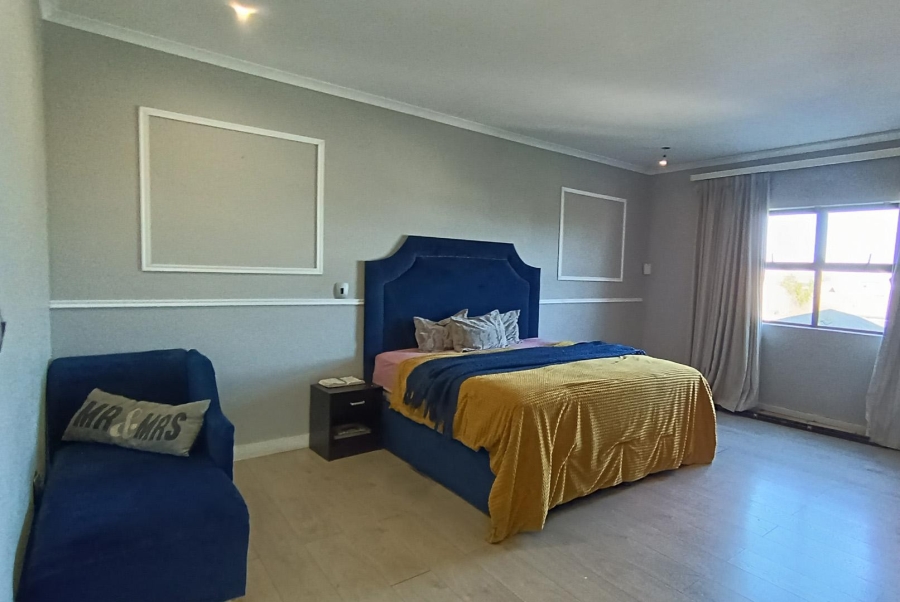 4 Bedroom Property for Sale in Parklands North Western Cape